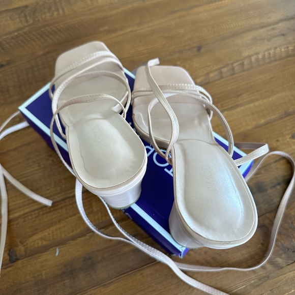 Top Moda Cream Heels - Picture 3 of 4